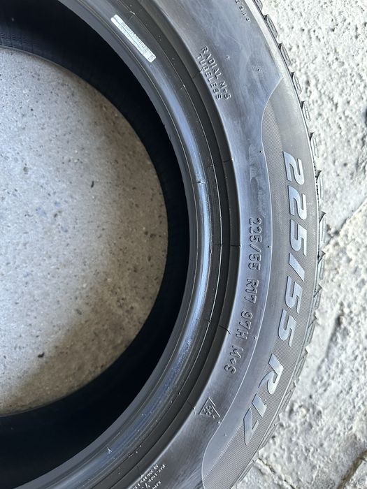 225/55 R17 Pirelli Sottozero 3 2 buc