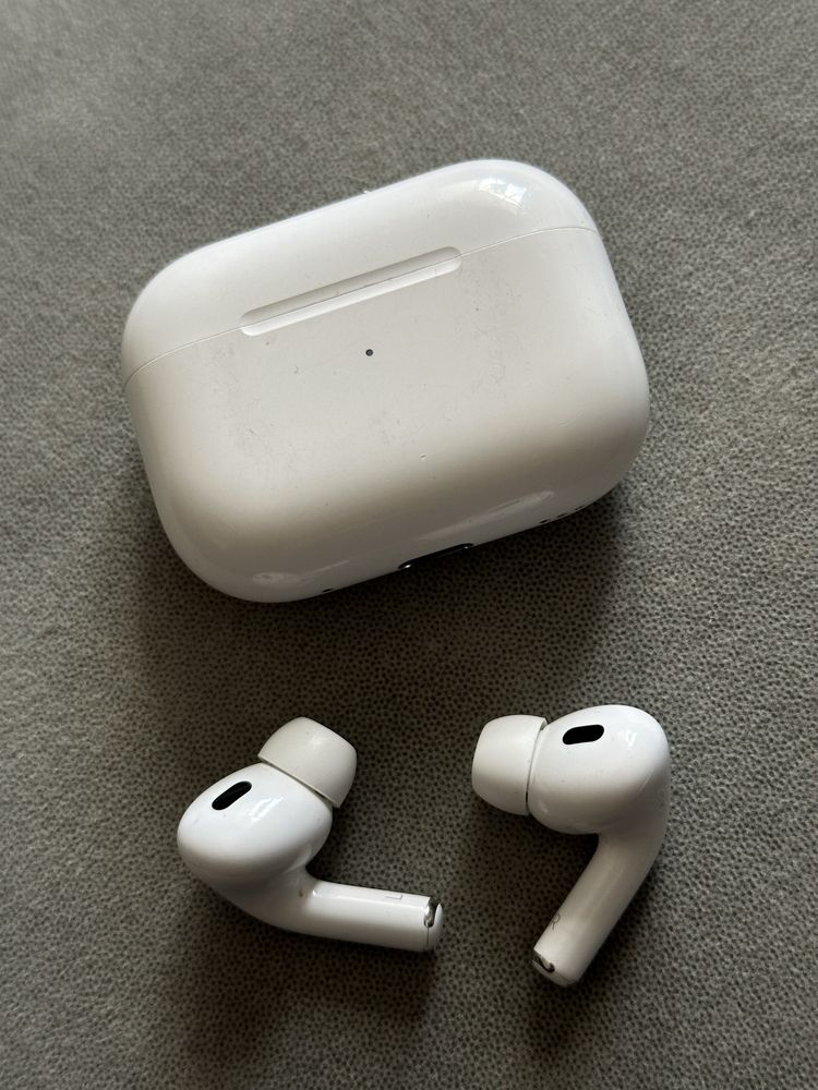 Airpods pro 2 (2ND GENERATION)