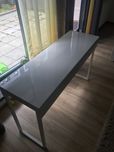Birou alb IKEA cadru metal 140x40cm