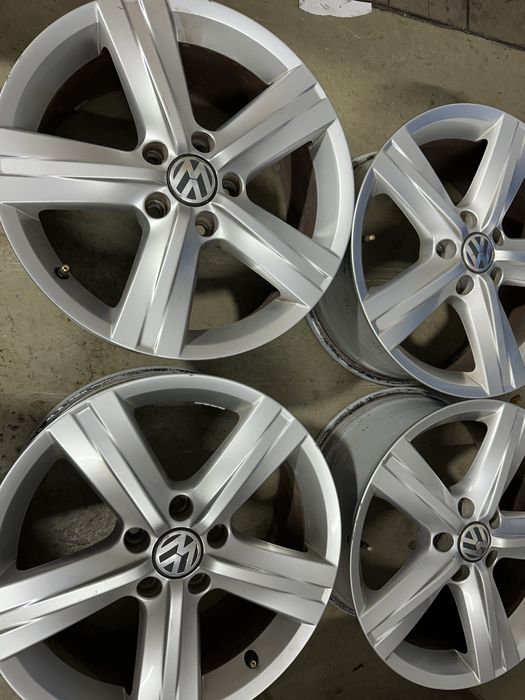 Set jante pe 17 originale Vw Passat B7