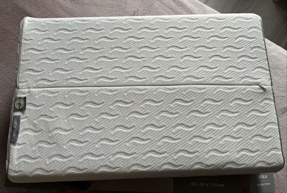 НОВА Възглавница с мемори пяна