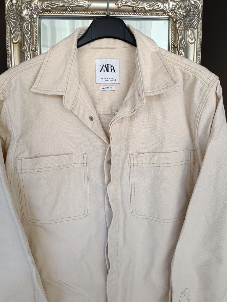 Дънково яке ,риза в бежов цвят Zara , размер С