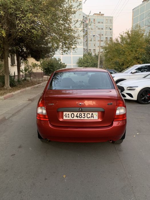 Продается Лада Калина 16 кл. Пробек 65000км