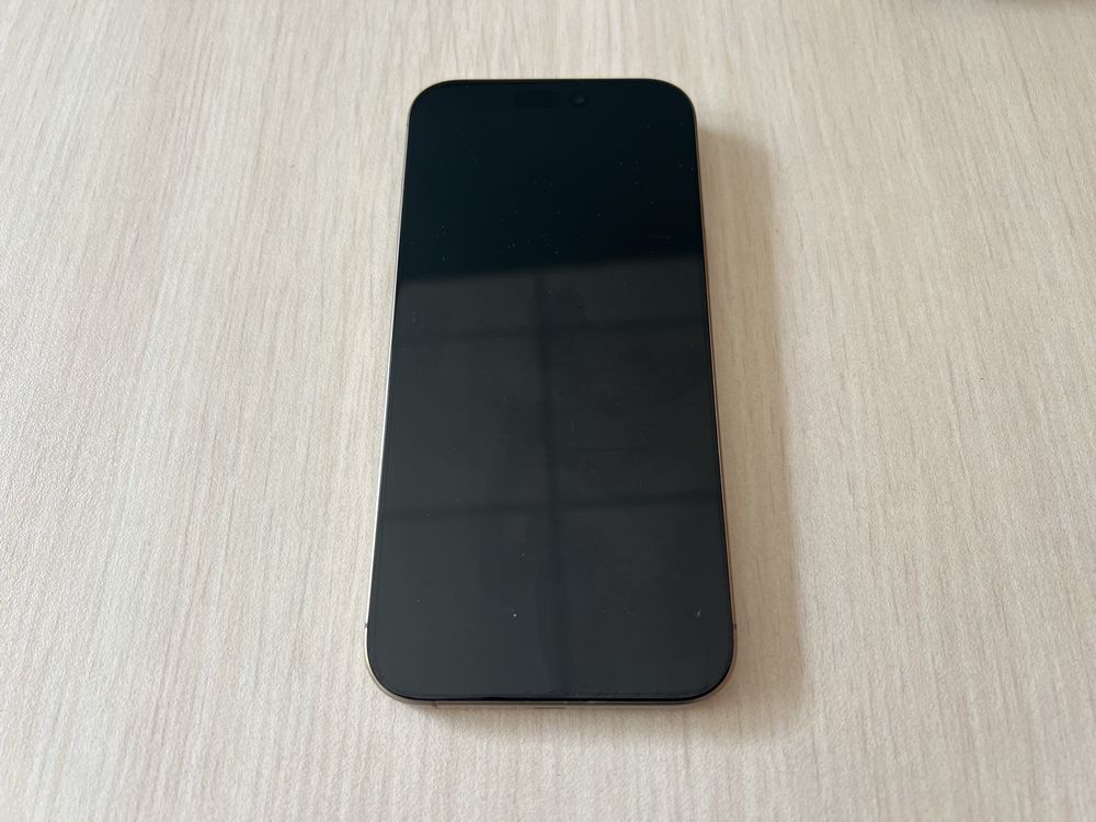 Продавам Apple iPhone 16 Pro Max 256GB