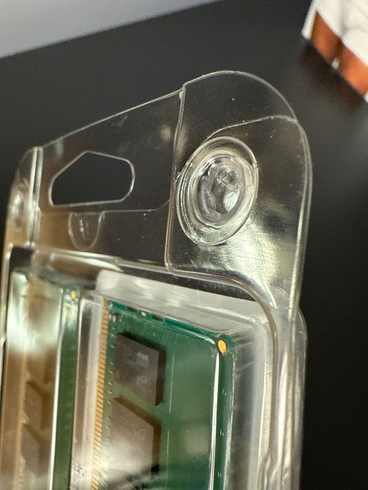 Crucial RAM памет DDR4-3200, 2 по 16 гб, чисто нова запечатана,2 стика