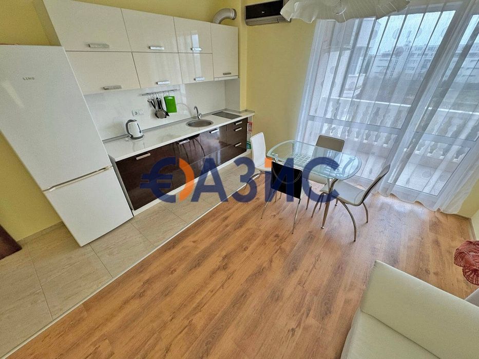 Продава се Двустаен апартамент в к.к. Слънчев бряг - 58 кв.м за 1268 €/кв.м - Снимка #2