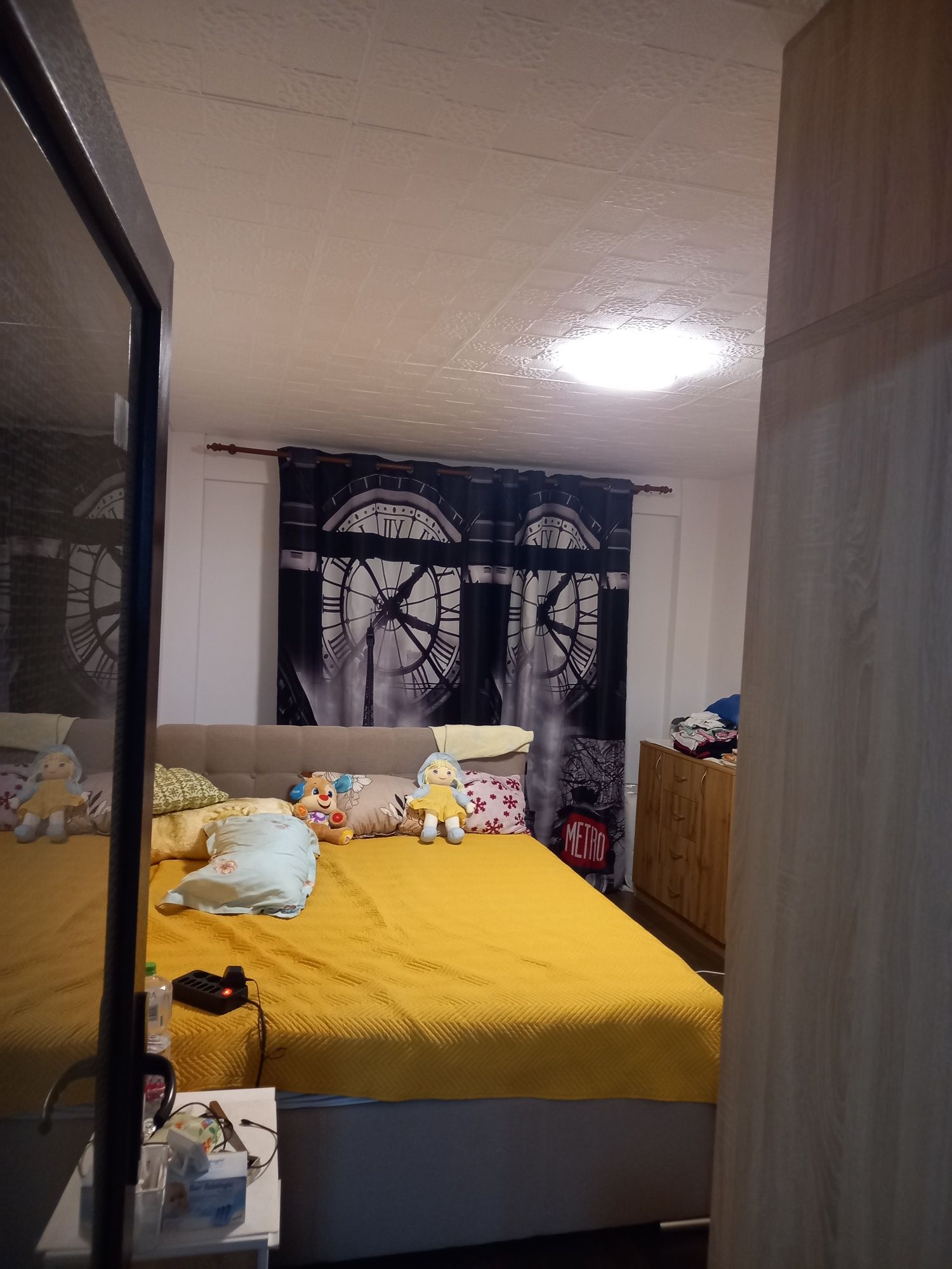 Vând apartament Lujerului