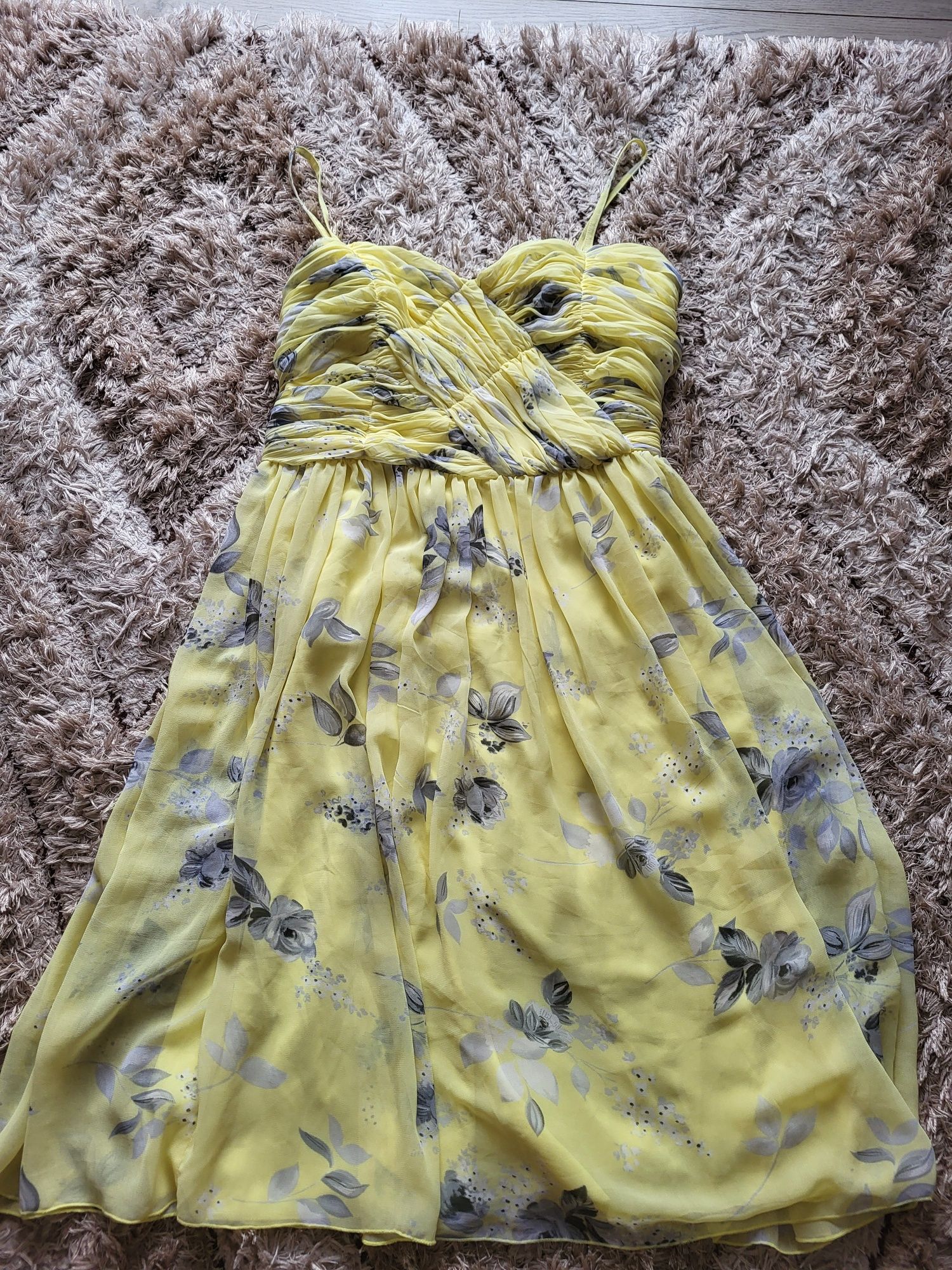 Rochie făcută pe comnda