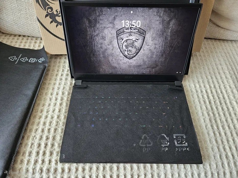 Нов лаптоп MSI Stealth GS66 12UGS