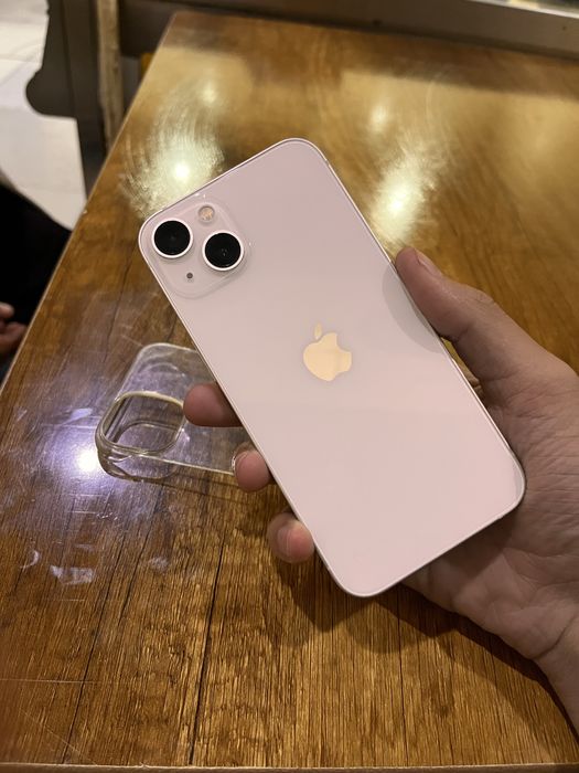 Айфон 13  сотилади