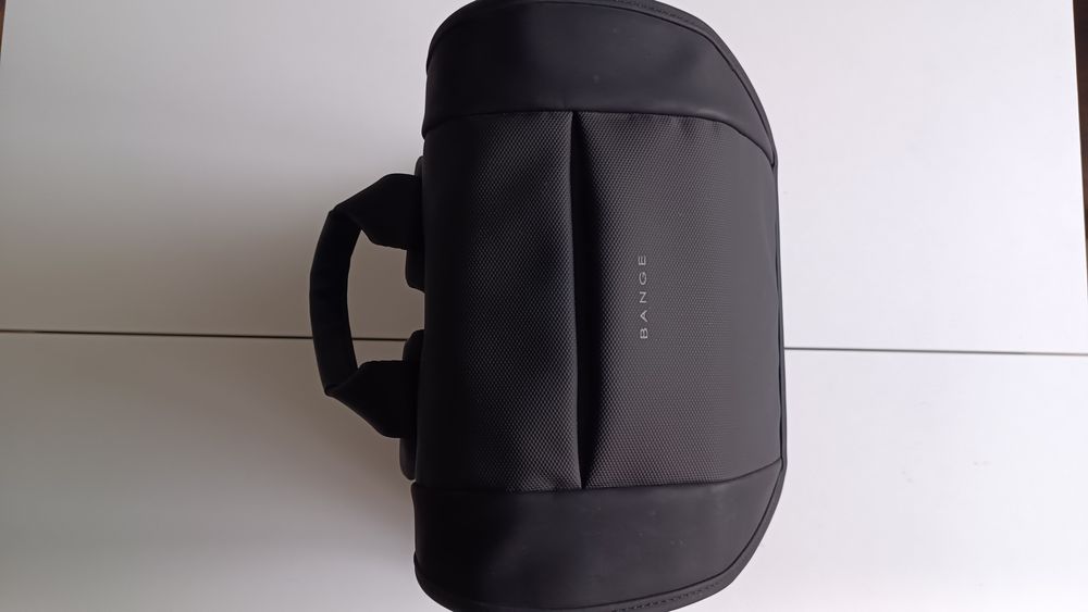 Разница Bange Stylish

Специ