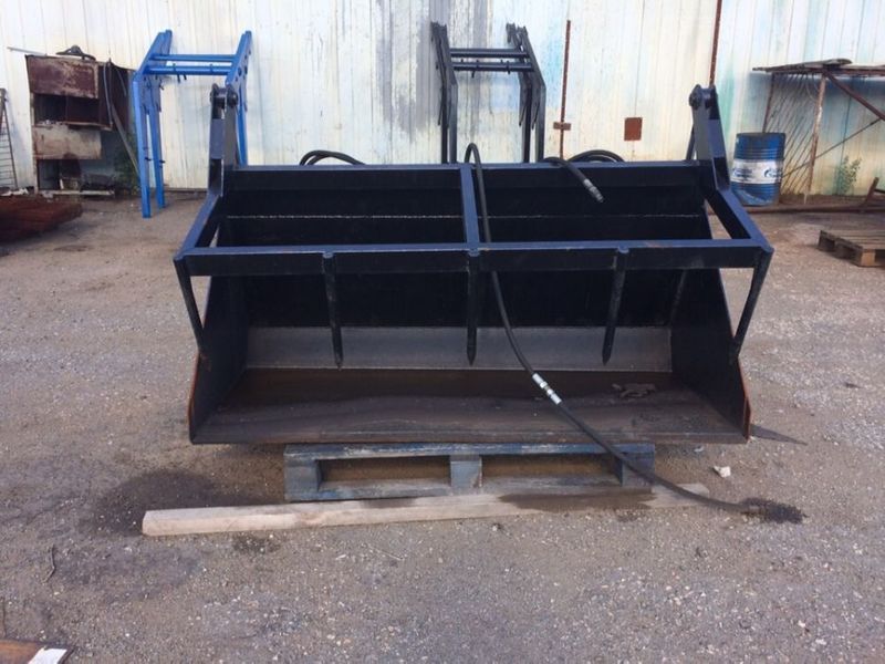 Ковш шириной 1.8 метра универсальный с клапаном для ПКУ (Кокшетау)