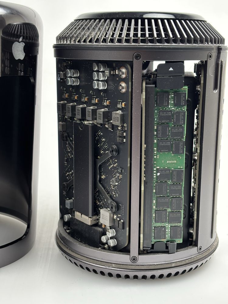 Mac Pro 6-Core Intel Xeon, 64GB RAM, Dual AMD FirePro D500