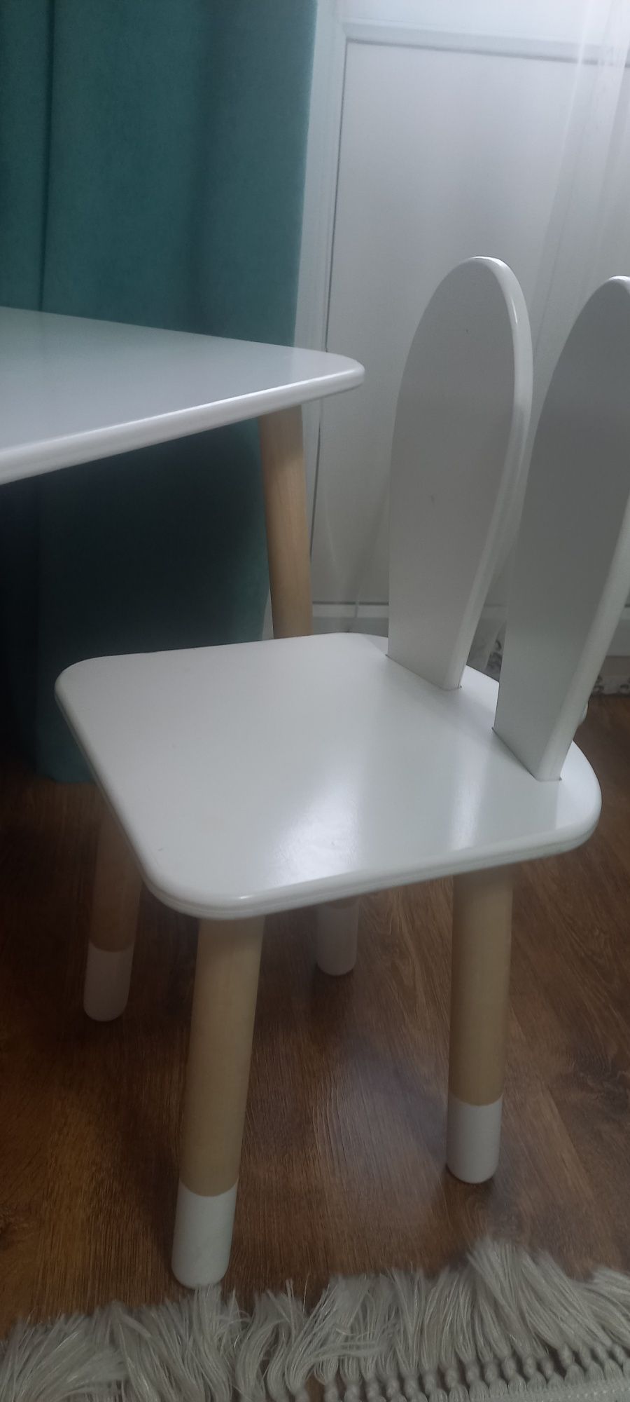 Продам детский стол и стул