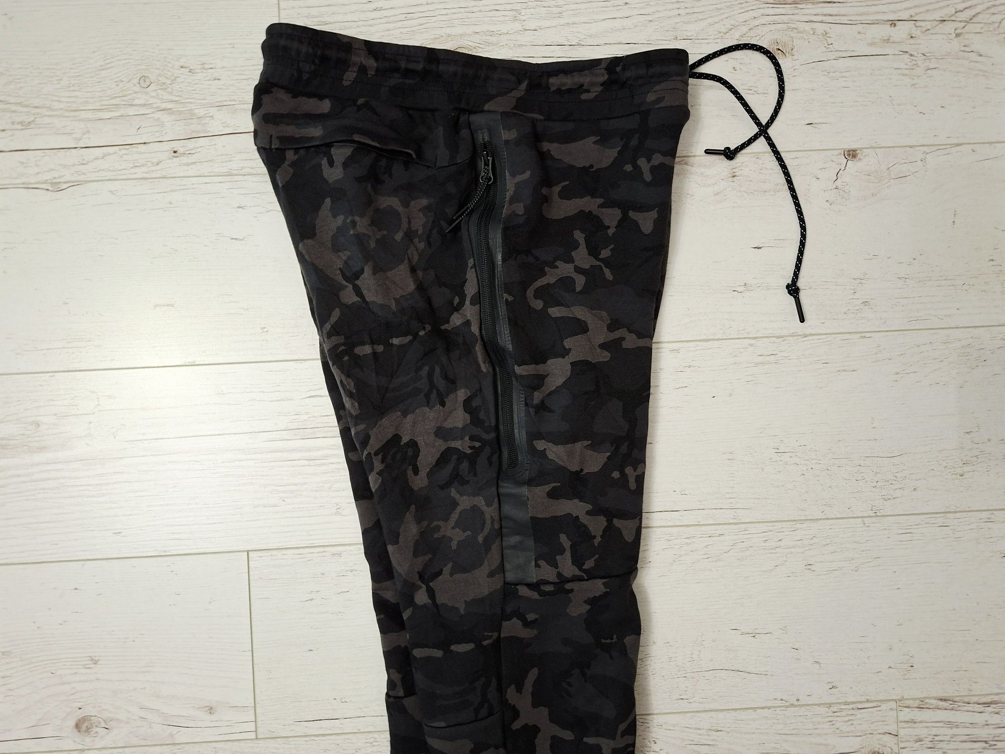 Nike Tech Camo-Ориг.долнище