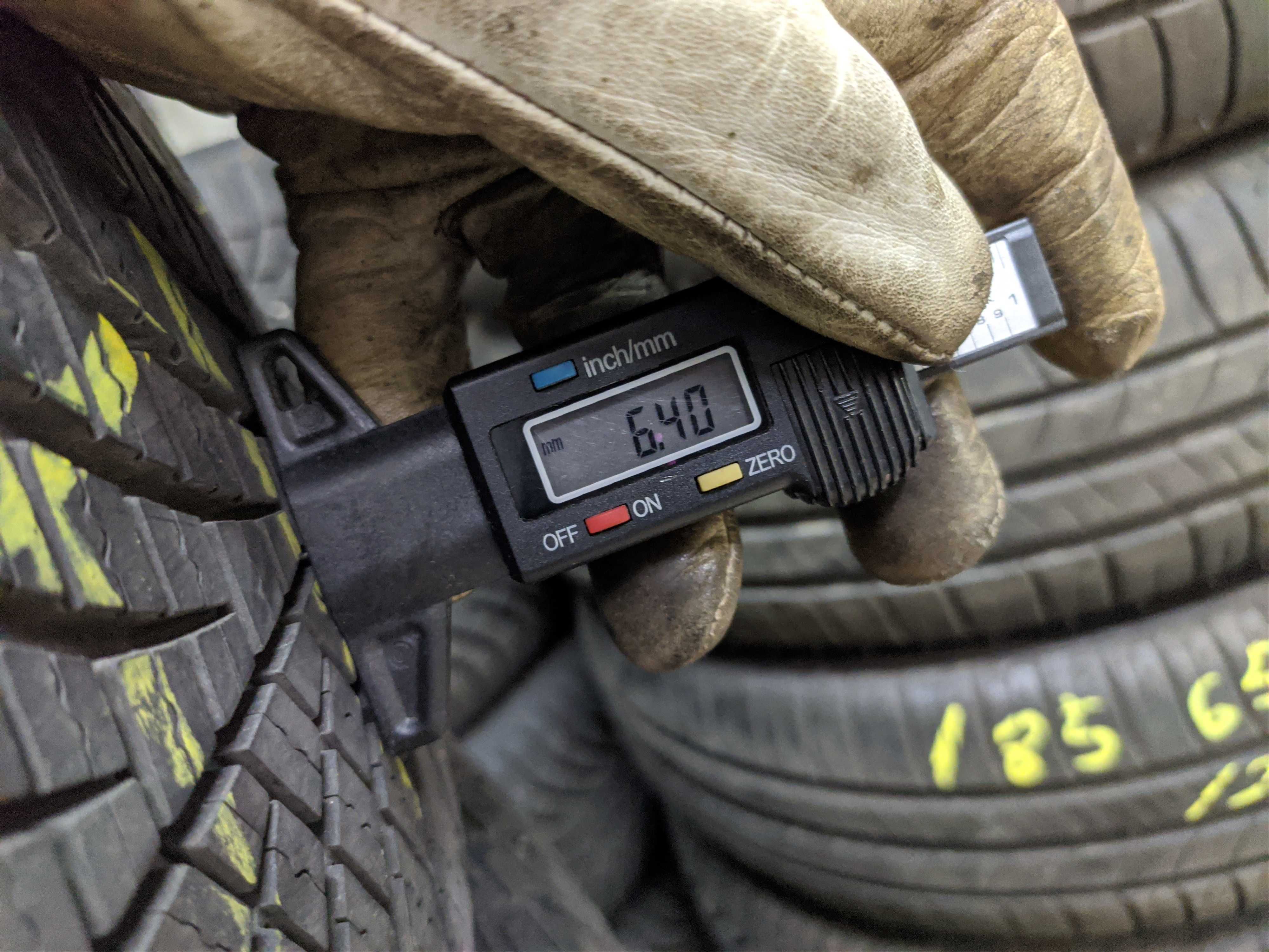 2бр Всесезонни гуми 185 55 15 - Goodyear