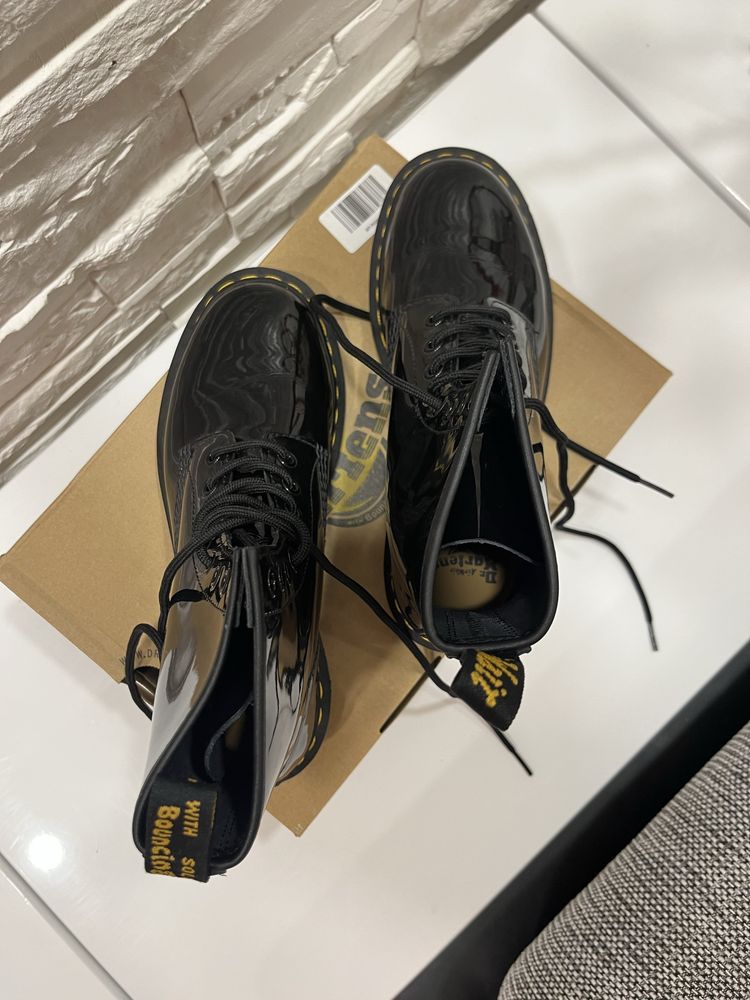 Кубинки Dr. Martens