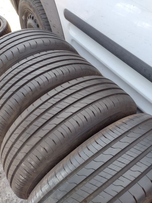 Почти нови 4бр.205/60/16 Good Year EG2 dot1020