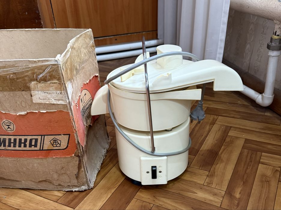 Соковыжималка Россиянка.б/у
