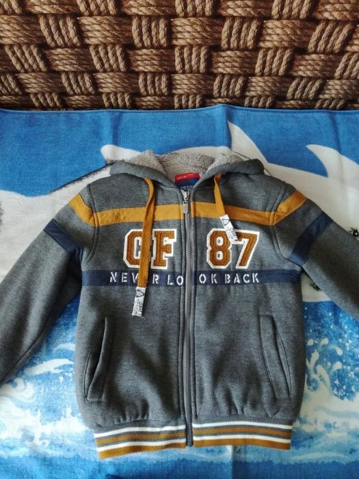 Толстовка на ребёнка