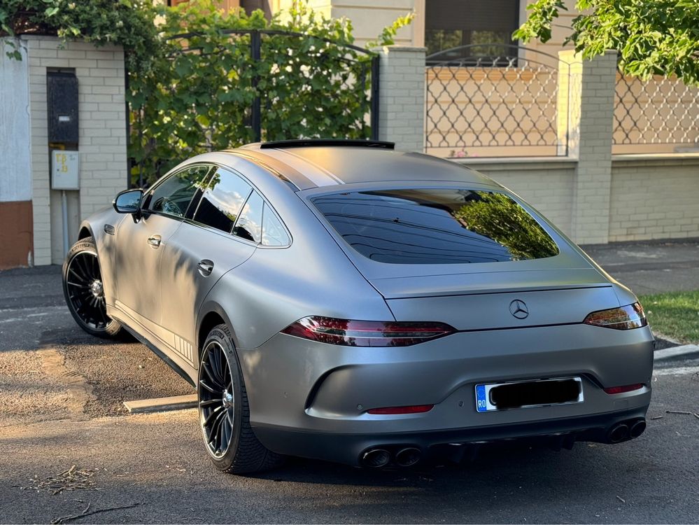 Mercedes Benz Amg GT 53