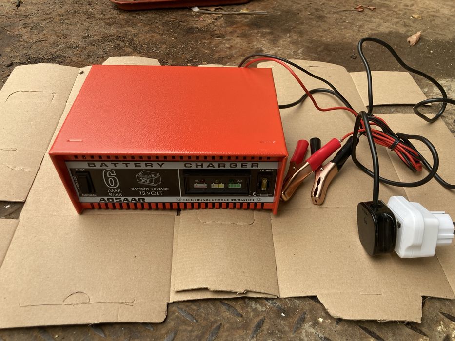 Redresor Auto Germania Absaar 12v ca Nou