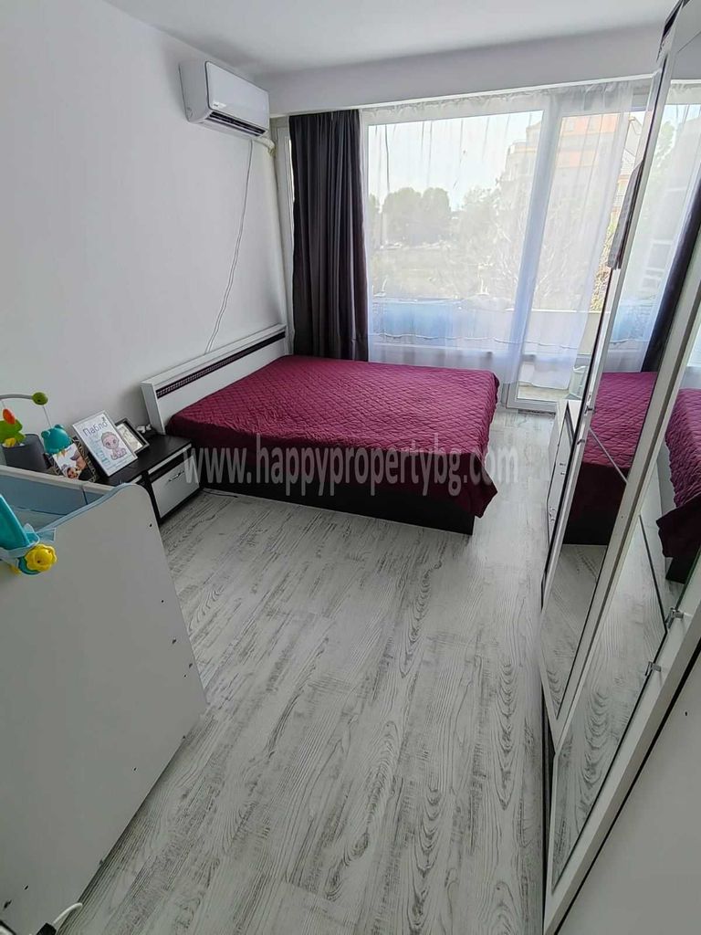 Продава се Двустаен апартамент в к.к. Слънчев бряг - 51 кв.м за 1412 €/кв.м - Снимка #5