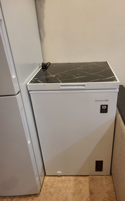 Продам морозильник