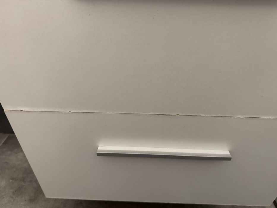 Mobilier baie + lavoar + baterie + dulap cu oglinda