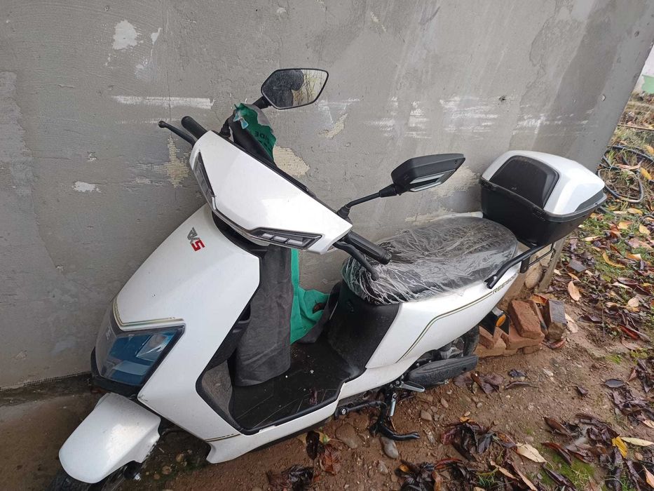 De vânzare scuter electric