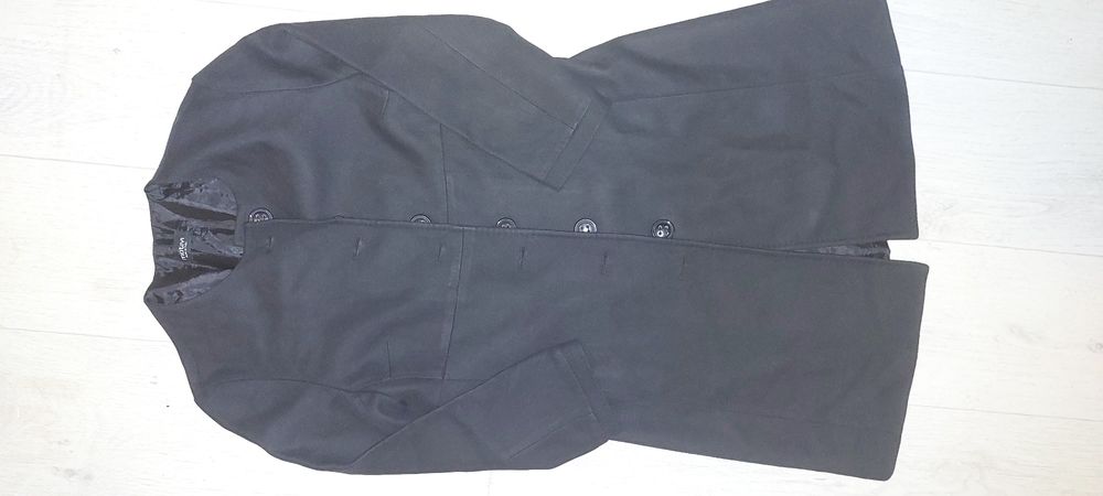 Пуховики, дублёнки, польта.