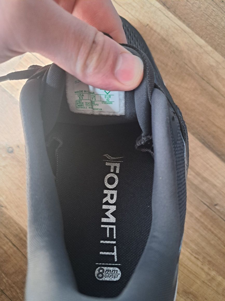 Мъжки обувки за бягане Saucony Ride 15