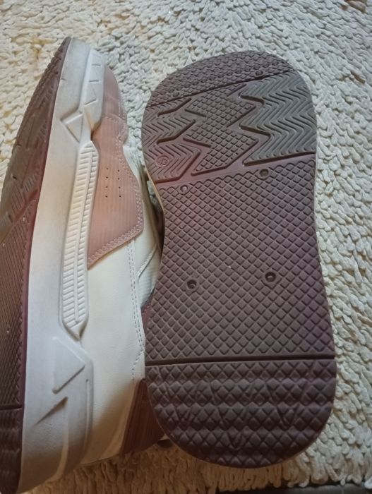 Дамски маратонки 43 номер