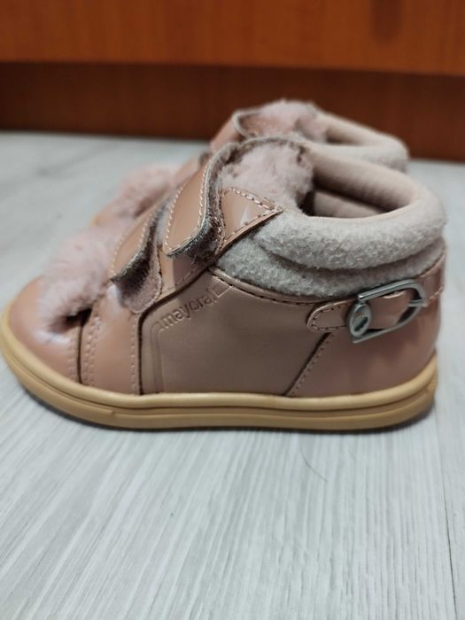 Боти Mayoral 23- Adidas 24 номер