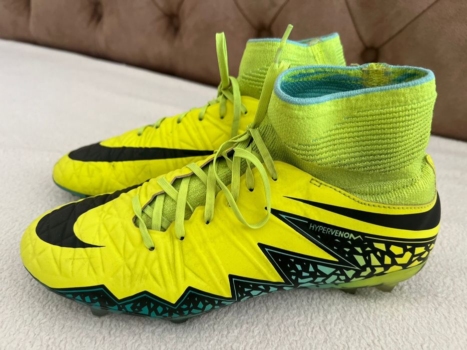 Adidasi fotbal crampoane Nike Hipervenom 38,5, Nike Air 39