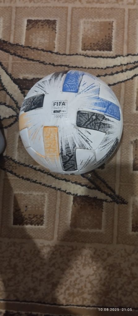 Мяч И так дешево продаю играли как медины игроки