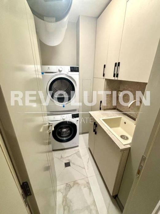 Продава се Тристаен апартамент в Пловдив, Съдийски - 103 кв.м за 1602 €/кв.м - Снимка #6