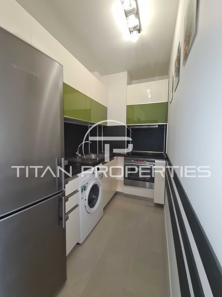 Продава се Тристаен апартамент в Пловдив, Христо Смирненски - 80 кв.м за 2063 €/кв.м - Снимка #2