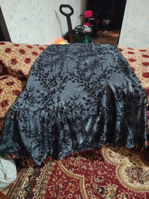 Vijerniy kuylak pasti rosa chiroyli turadi kiyilmagan yangi 50-52i