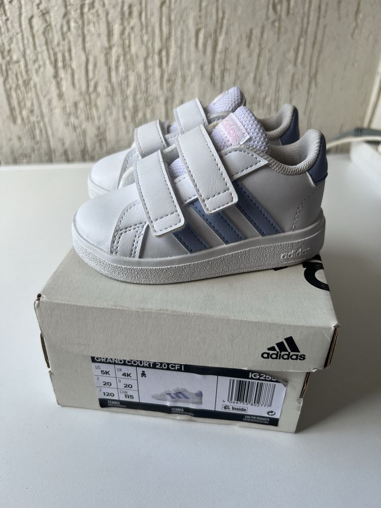 Детски обувки Adidas