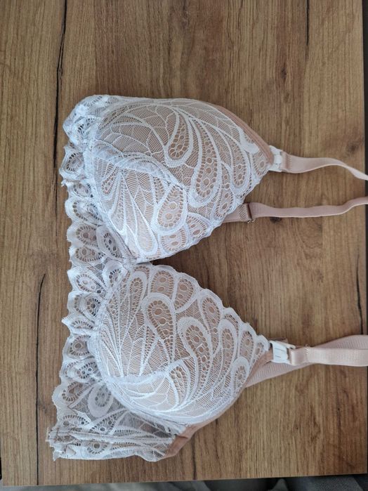 2 бр. Сутиен за кърмене / Medela + 1/