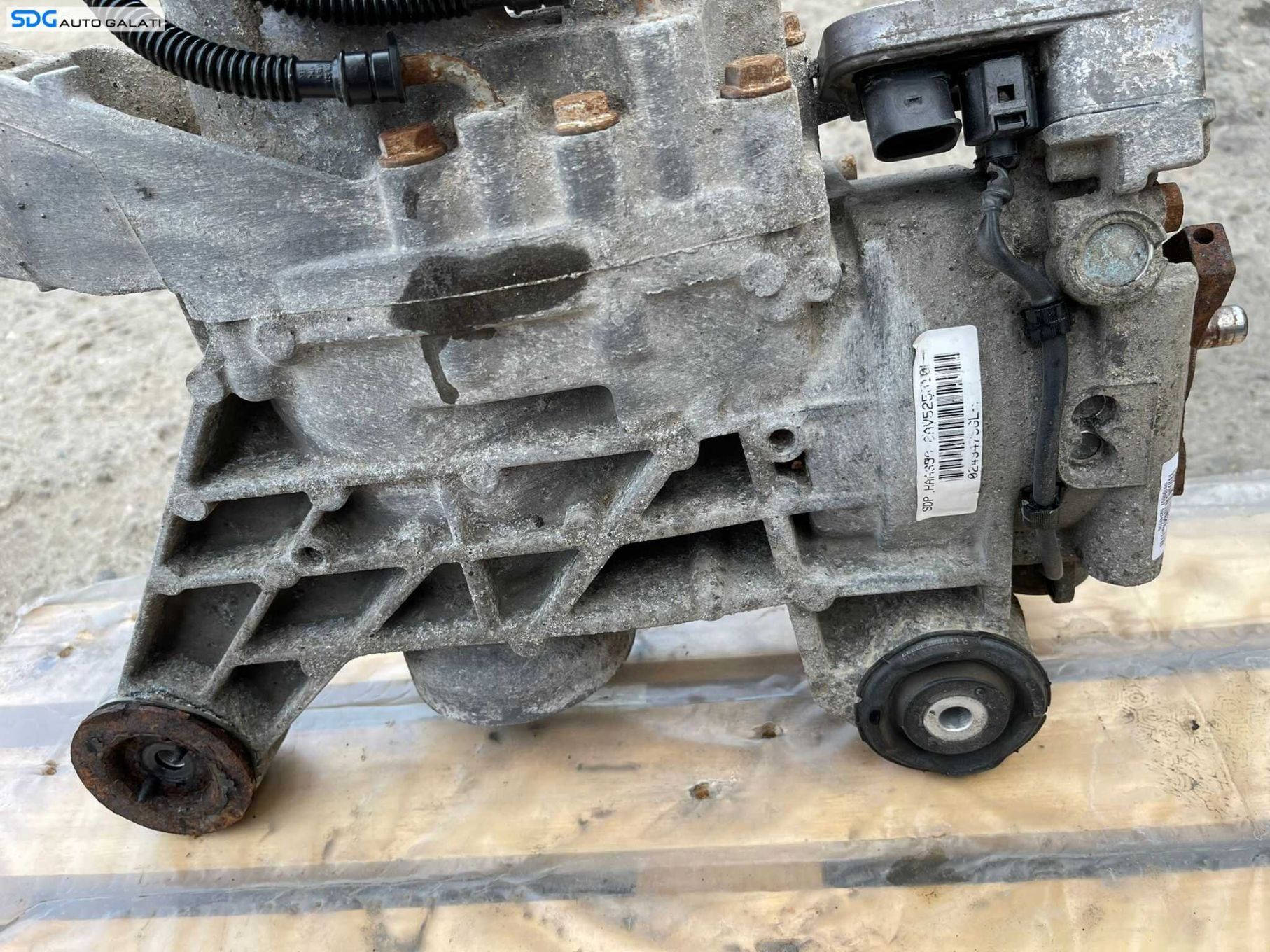 Grup Cutie Transfer Diferential Spate Haldex Volkswagen Passat B6 4 Motion 4x4 2005 - 2010 Cod 0AV525010K 1K0907554L 5WP22241 5WP22241-01 [B3704] ( locație Hală Tablă)