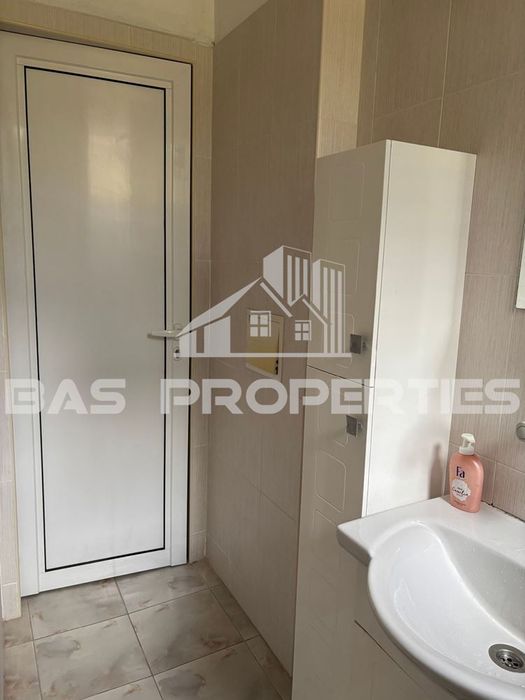 3-стаен в София-Център площ 72