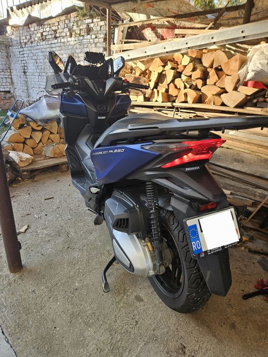 Honda Forza 350 - 2022 garantie 2026
