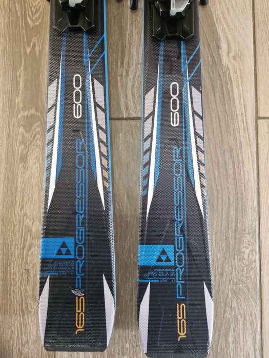 Set Fischer skiuri +clăpari +bețe