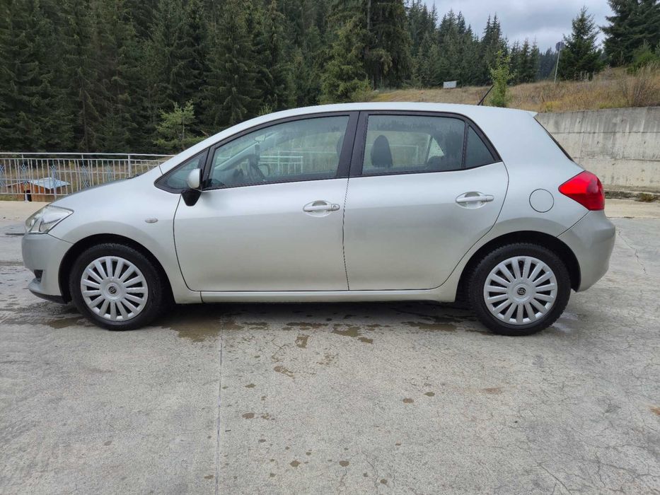 Toyota Auris 1.4D 90ps