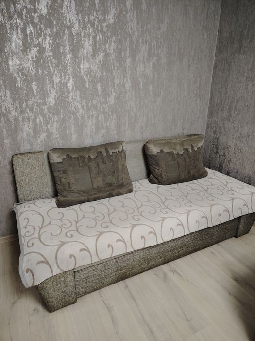 Продам диван, самовывоз