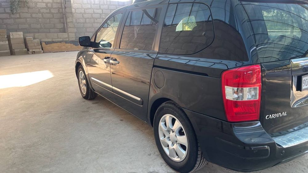 Kia carenval 2006
