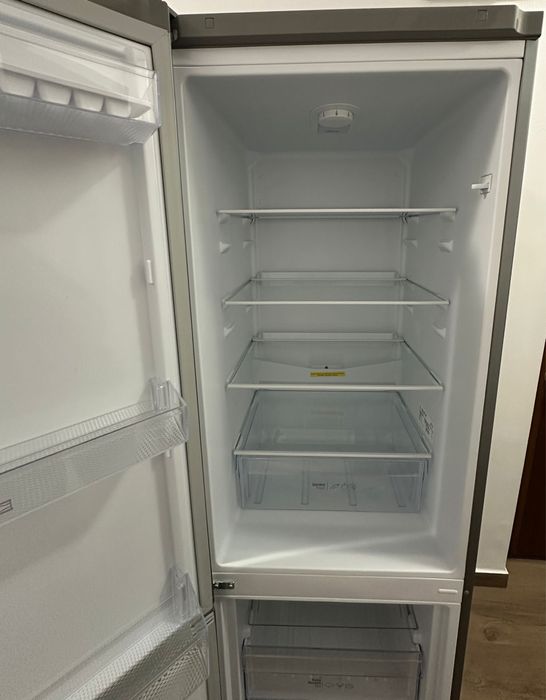 Vand combina frigorifica Arctic AK54270M40S 262 l