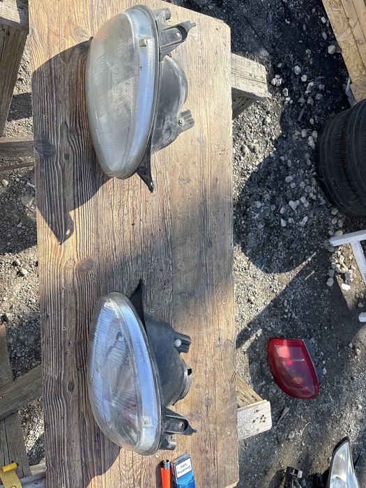 Десни Фарове за Опел Корса Б 1994- 1999г